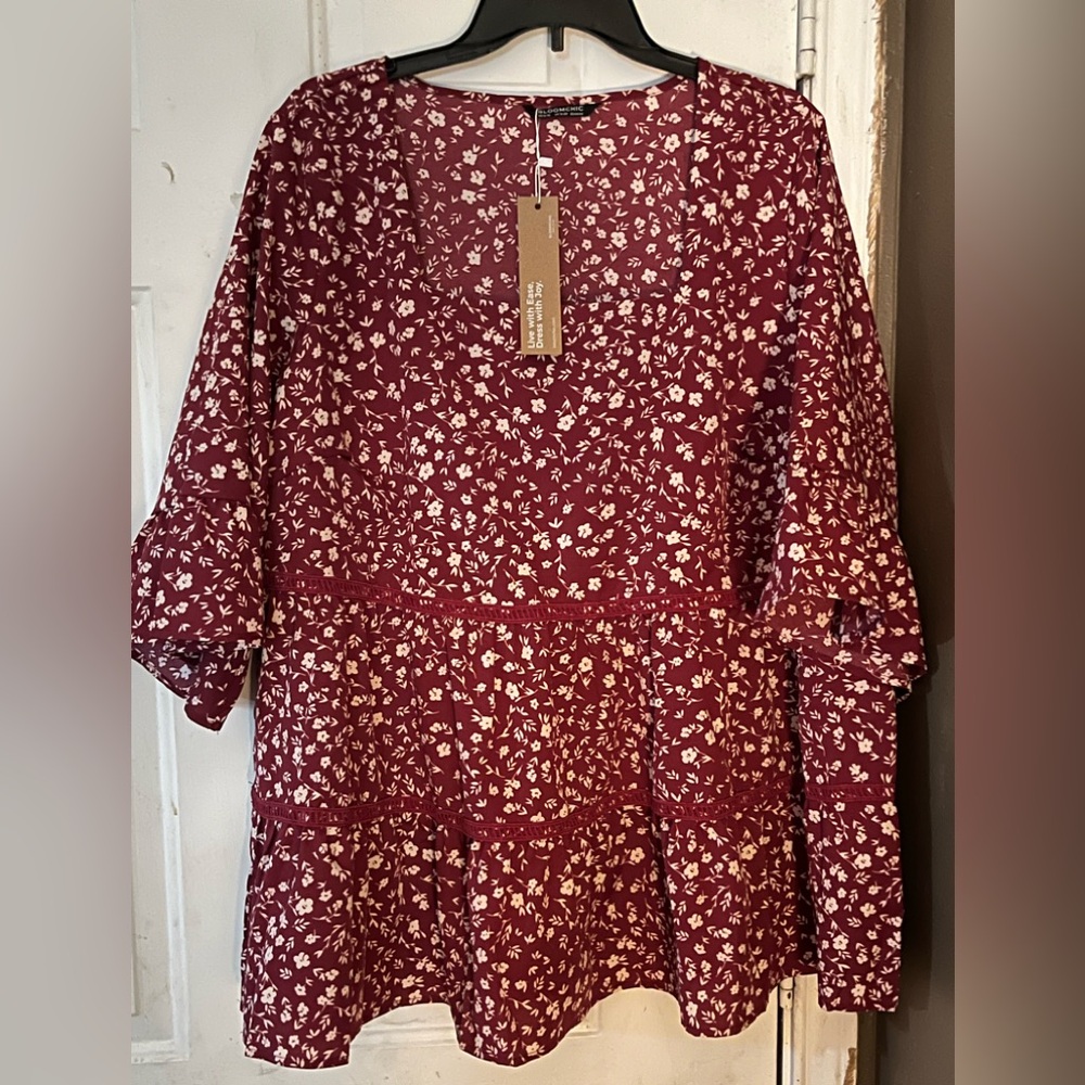 BloomChic Burgundy Floral Dress size 14/16 women peasant look